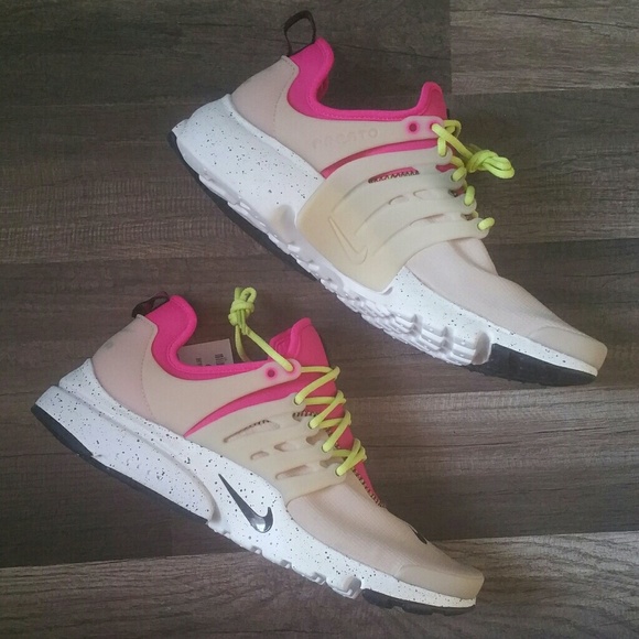 neon pink nike presto
